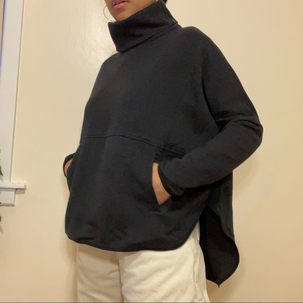 The North Face Turtleneck Oversized Sweatshirt
